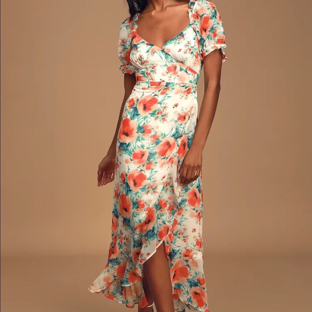 Lulu’s White Floral PrintRuffled MidiDress